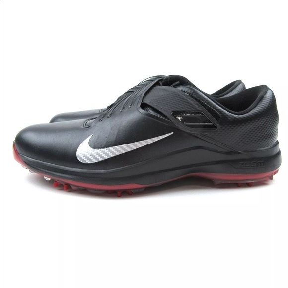 tiger woods metal spikes